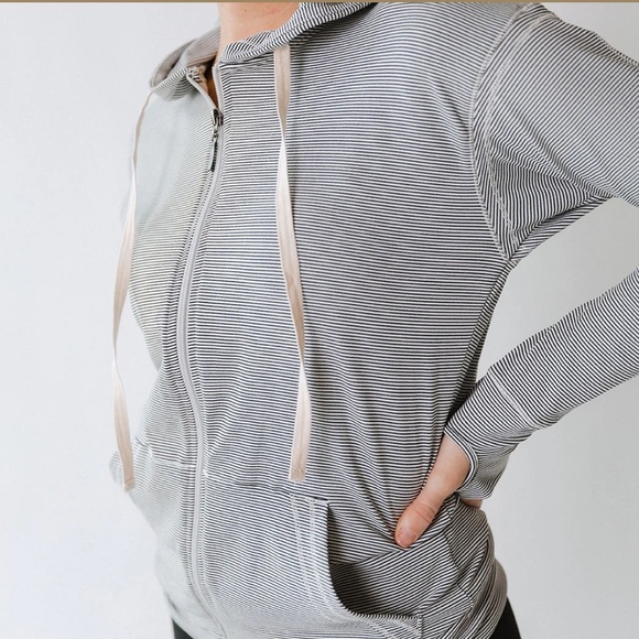 ALBION Zip-Up Jacket Sweet Stripe Hoodie size Small‎ - Picture 1 of 8